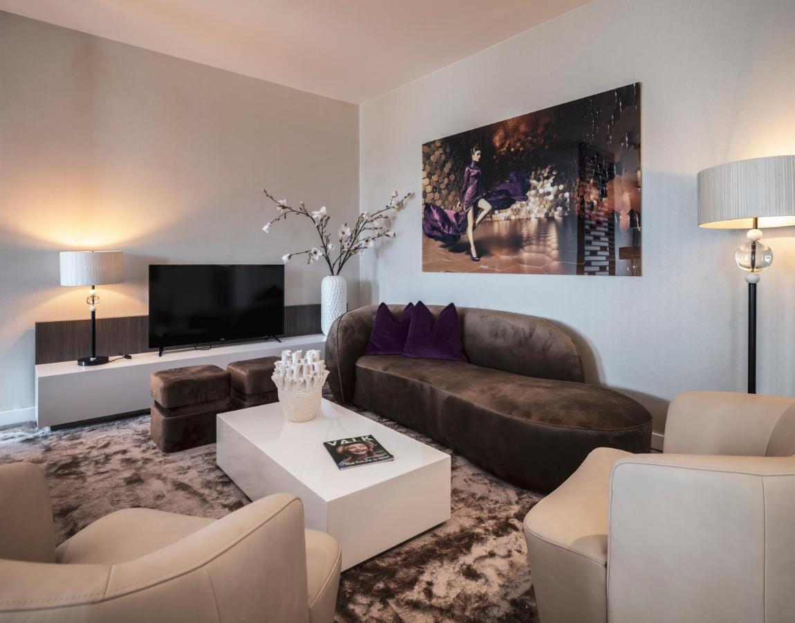 Van Der Valk Hotel Hoorn Экстерьер фото