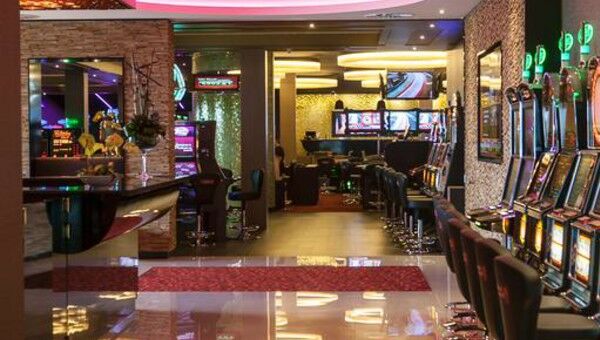 Van Der Valk Hotel Hoorn Экстерьер фото